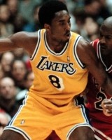 Worlds 2025赛程-韦德列见识过的7名最伟大的球员：乔丹/科比/LBJ/AI/库里/奥胖/KG