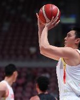 及时复苏！胡明轩替补出战14分钟 全场8中5&amp;三分5中3拿下13分