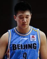 LOL世界赛日程-上强度了！首节两队合计18次犯规 北京10次&amp;广厦8次